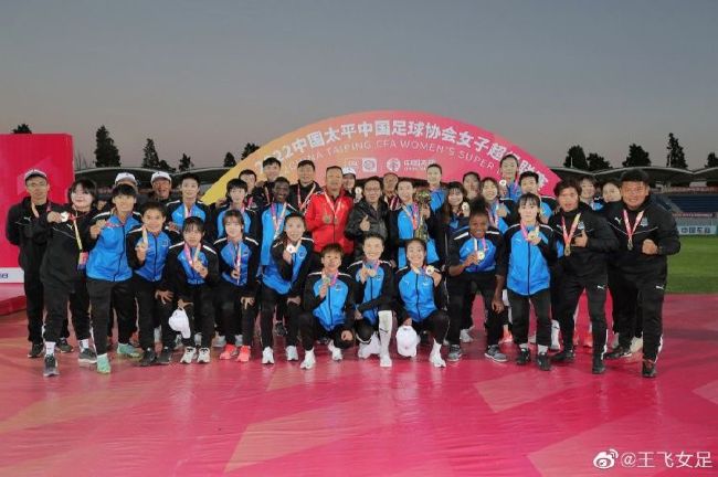 天空体育：因查洛巴的伤病问题，热刺想引入他的热情降温查洛巴曾是热刺重后卫引援点考察的对象之一，但他本赛季伤病不断、预计将伤停到明年1月初，到时查洛巴已经近六个月未能出场比赛。